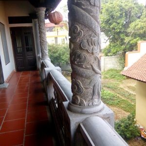 Cột đá xanh đẹp chạm khắc rồng giá tốt thiết kế đơn giản