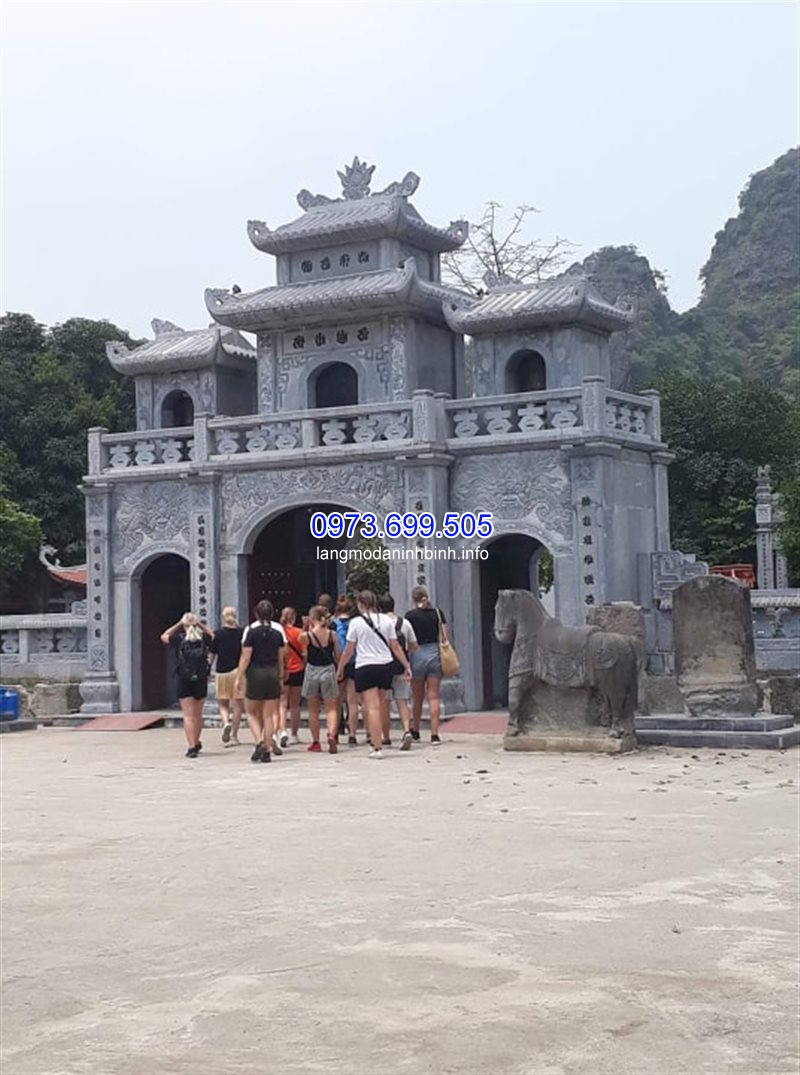 Cổng tam quan đá đẹp uy tin và chất lượng tại Ninh Bình
