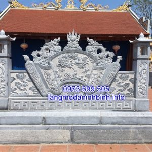 Bức bình phong nhà thờ họ bằng đá chạm khắc hoa văn tinh tế