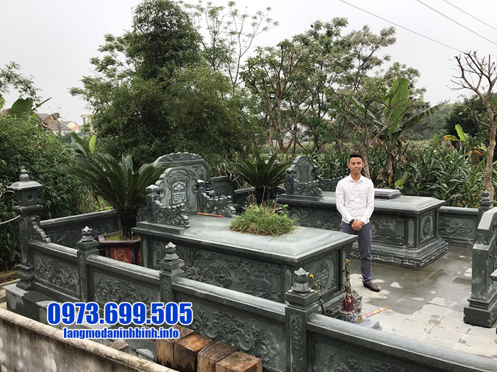 lăng mộ đá xanh rêu