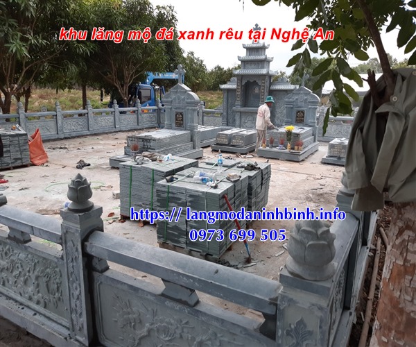 Kích thước khu lăng mộ công giáo bằng đá xanh rêu tai Nghệ An