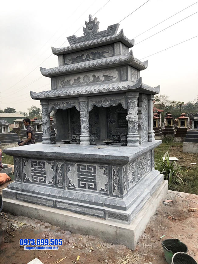 mộ được làm từ đá xanh ninh bình