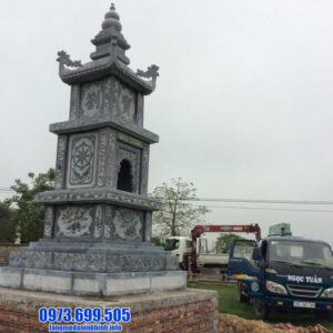 Mộ hình tháp phật giáo bằng đá tại Đồng Nai