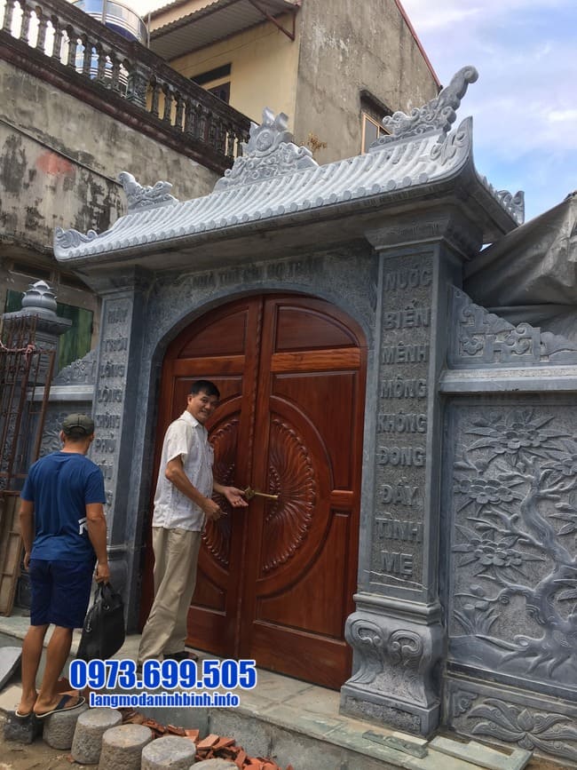 mẫu cổng tam quan đá tại Hưng Yên