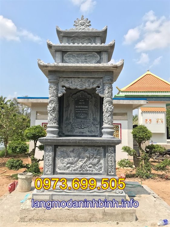 Am thờ hũ tro cốt bằng đá tại Tiền Giang